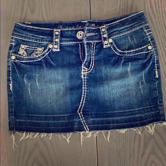 Jean skirt - Picture 1 of 3